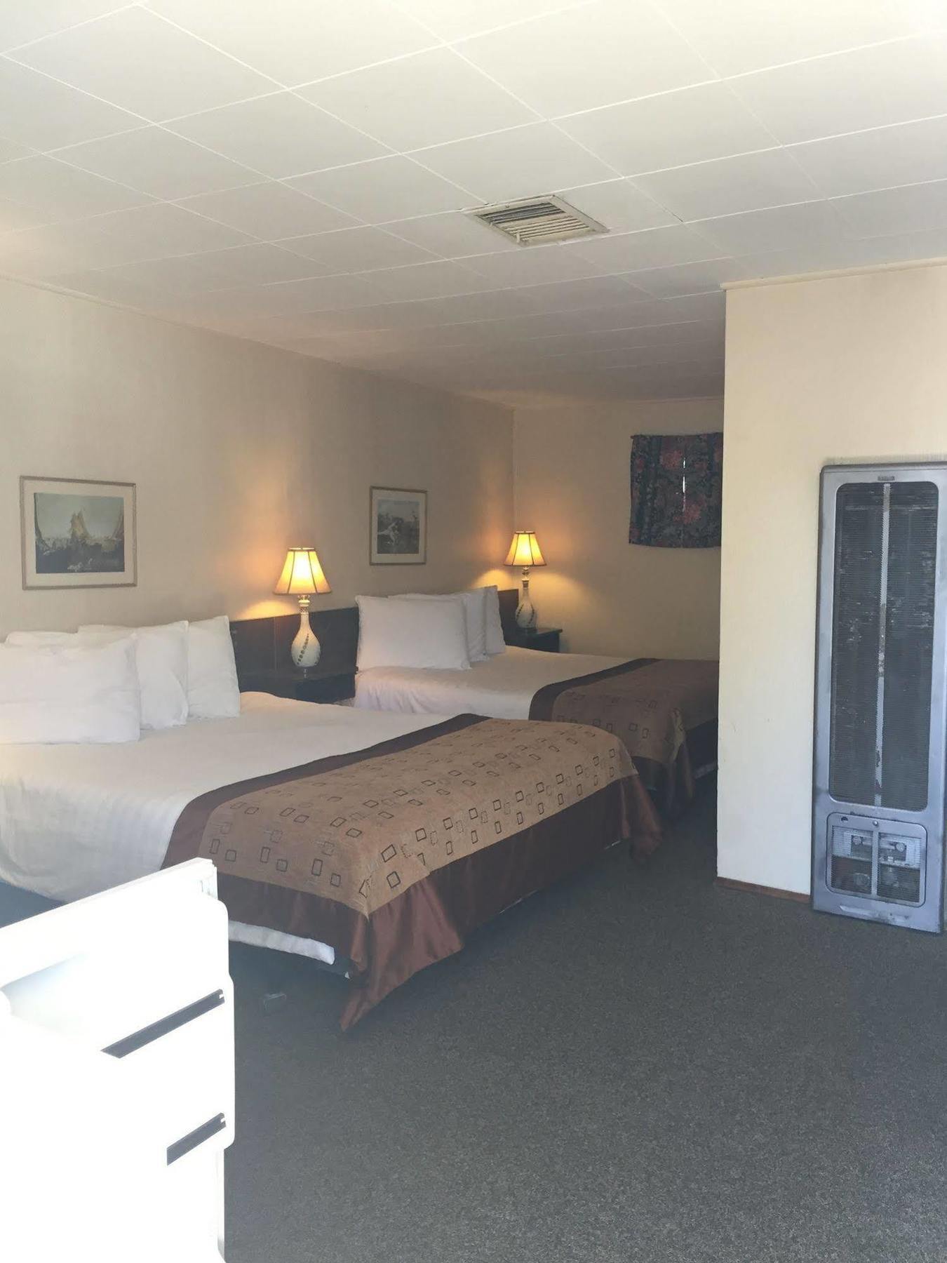 קאש קריק Robbie'S Motel מראה חיצוני תמונה