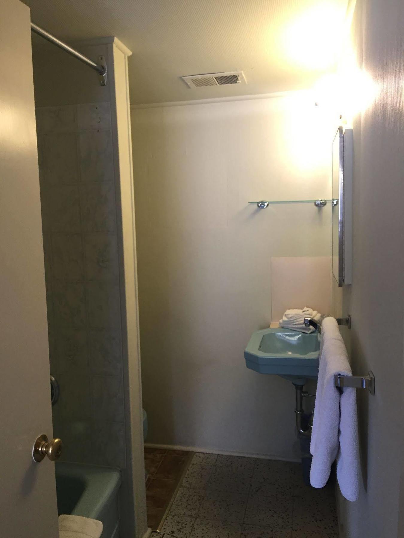 קאש קריק Robbie'S Motel מראה חיצוני תמונה